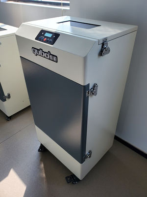 Pagina del metallo 9 strati filtra l'incisore Fume Extractor del laser di 620 M3/H